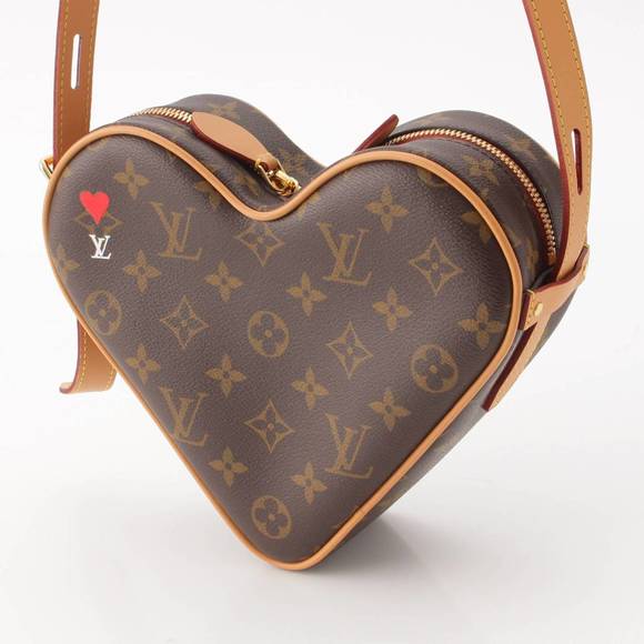 Louis Vuitton On Bag Heart Brown Cool Sac Game - Picture 1 of 9